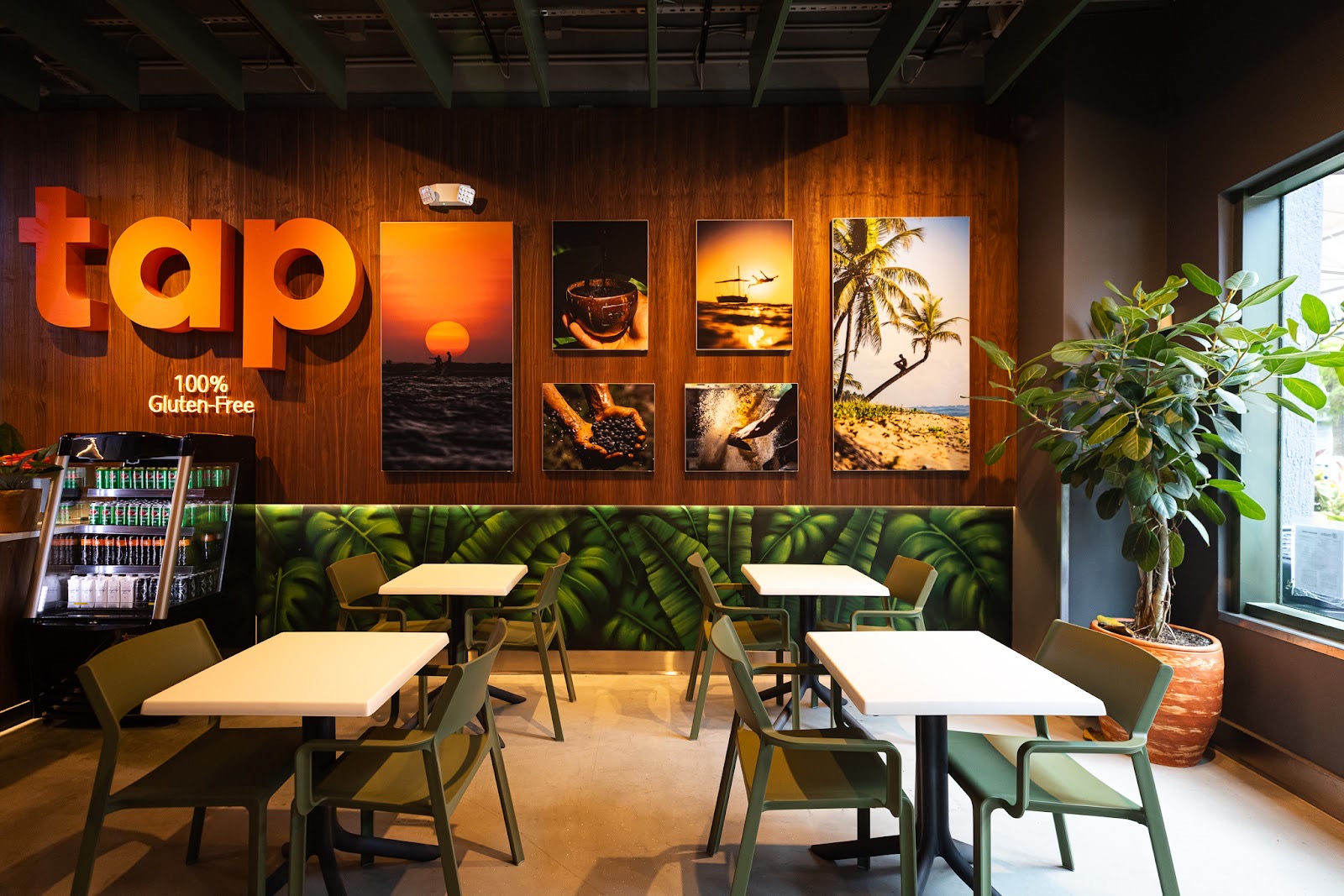 The traditional Brazilian açaí bowl at TAP Brazilian Cafe in Brickell Miami