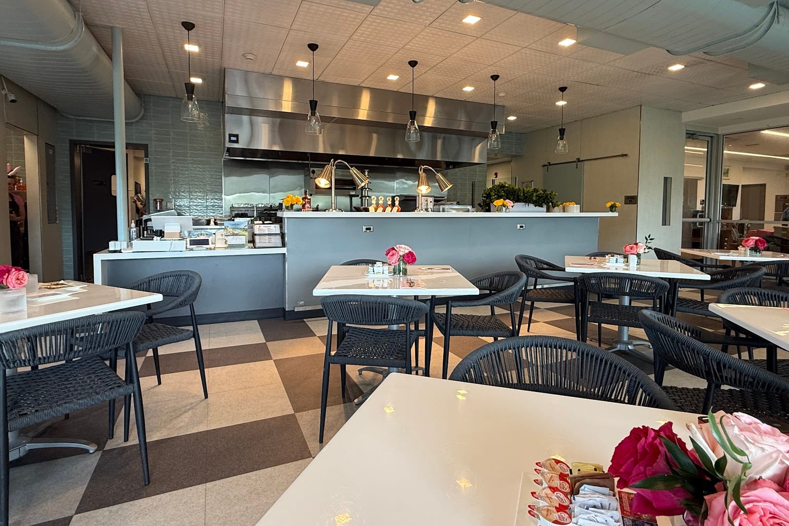 Dining room at Birdie Bistro in Coral Gables